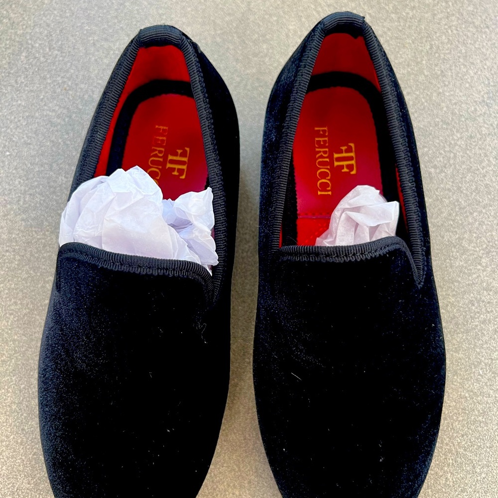 FERUCCI CHILDREN KIDS BLACK VELVET LOAFER SIZE LITTLE BOY 2